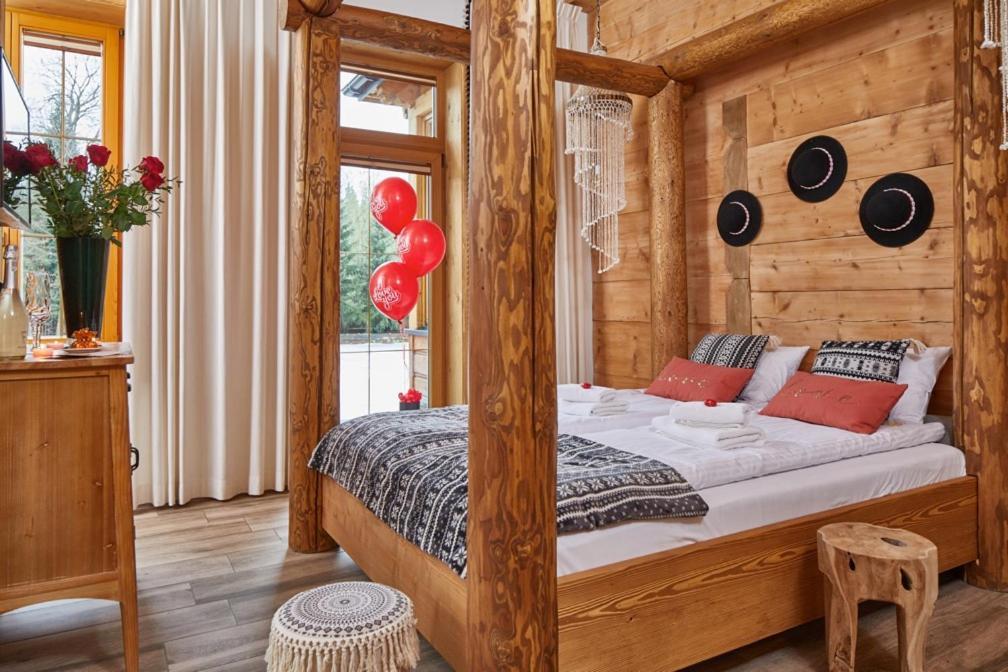Niedzwiedzia Residence ポロニン エクステリア 写真